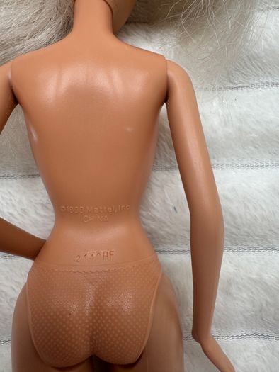Vintage Barbie Matte Body 1999 Head 1998 Used dirty Please see pictures