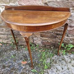 Antique Style Mahogany Demi-Lune Hall / Console Table