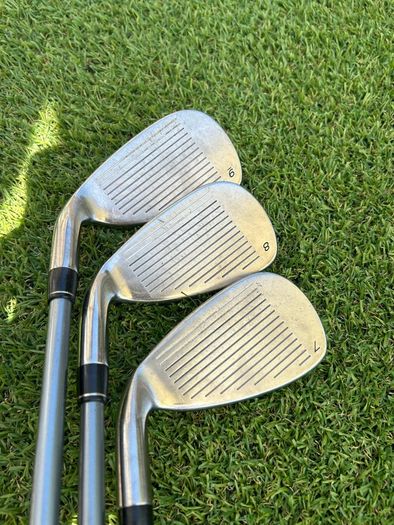 Ladies Taylormade Golf set
