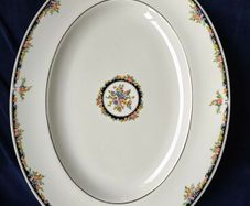 Wedgwood Bone China Osborne R4699 Large 14" Oval Serving Platter - excellent condition.