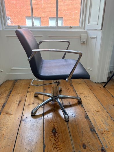salon chair
