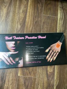 Nail trainer practice hand