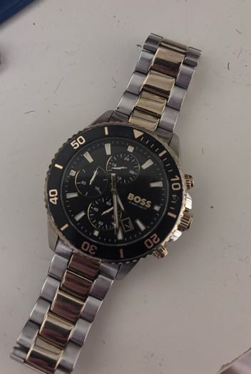 men watch