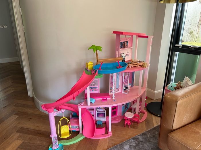 barbie dream house
