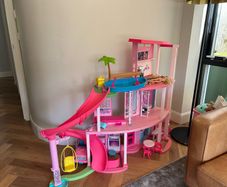 barbie dream house
