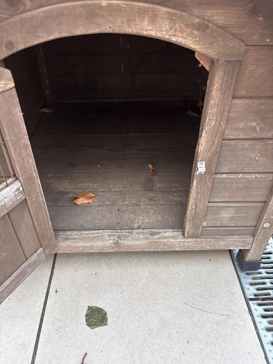 Wooden Dog Kennel