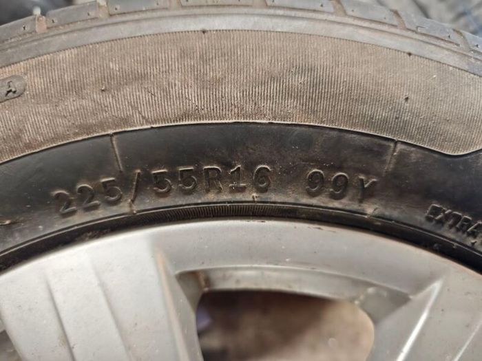 R16 audi 1x alloy wheel