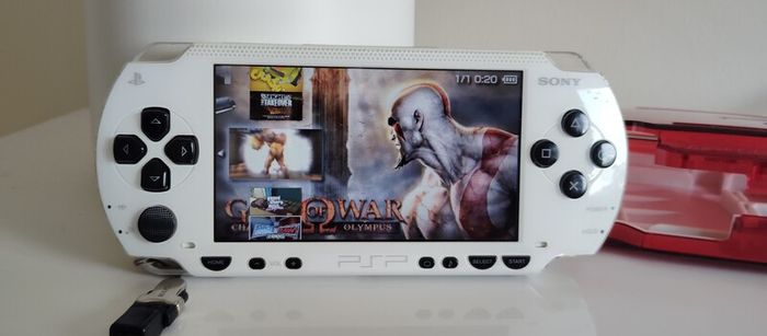 PSP 1004 White Modded 2 Batteries Original OSTENT new 64gb original charger