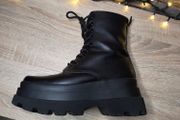 Black Platform Boots size 39 from KOI