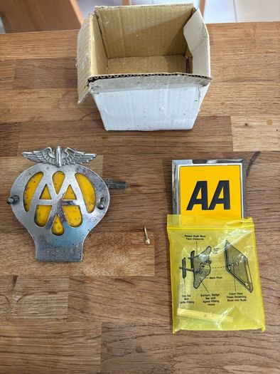 Vintage Car Badges - AA