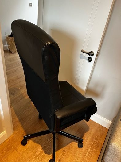 Office Chair, mint condition, 50 or best offer