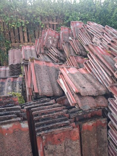 Roof tiles