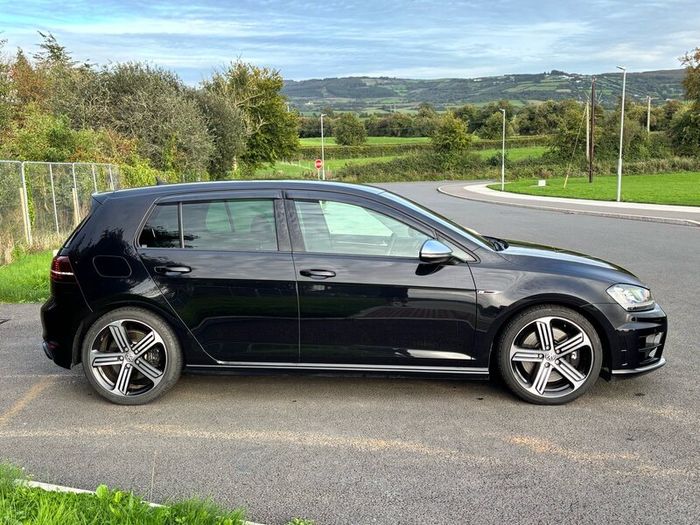 2014 Volkswagen Golf R