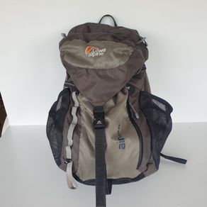 Lowe Alpine backpack Airzone 45 with platypus