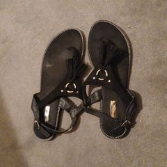 flip-flops