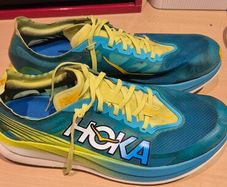 Hoka rocket X 1