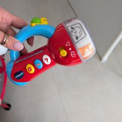 Toy flashlight