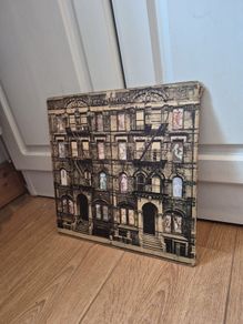 led zeppelin physical graffiti
