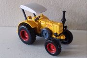 Bulldog Tractor - 1/64 Scale : Diecast Metal