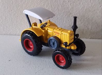 Bulldog Tractor - 1/64 Scale : Diecast Metal