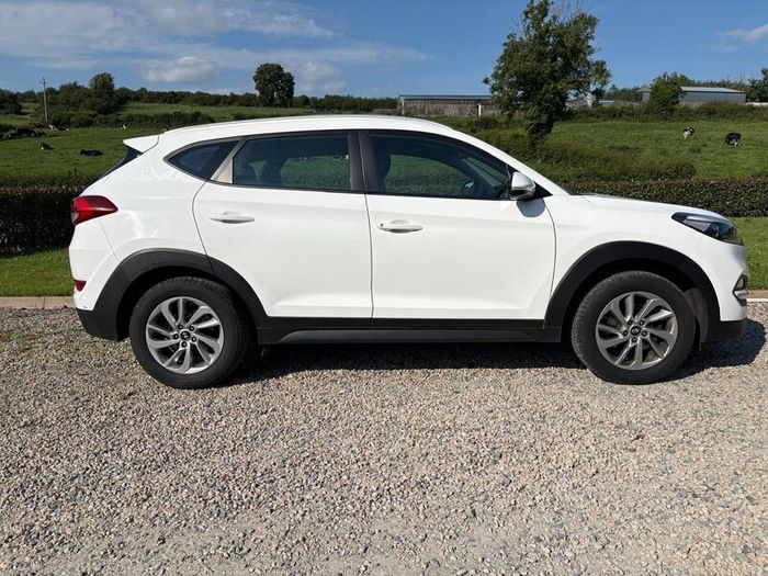 Hyundai Tucson 2015, MCT 6/2027, Taxed 12/2026