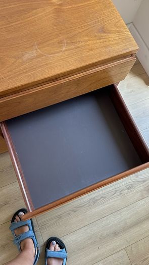 Side Board