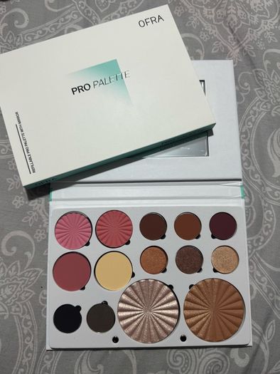 Ofra cosmetics professional Sassy palette new