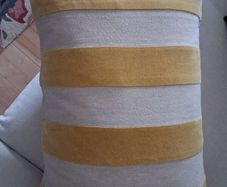 Meadows & Byrne Harlow Cushion