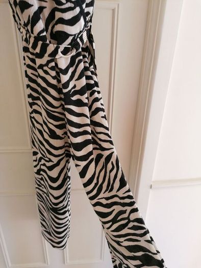 Women's Jumpsuit NWOT SIZE 16