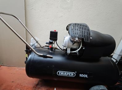 Air compressor