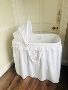 vintage style moses basket