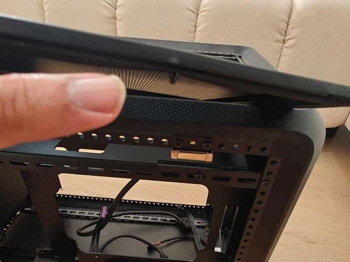 Cooler Master MasterFrame 400