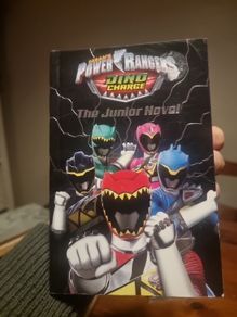 Power Rangers: Dino Charge. The junior novel.