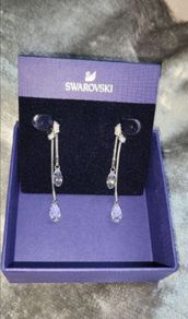 Swarovski crystal drop earrings