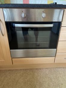Oven in Good Working Condition