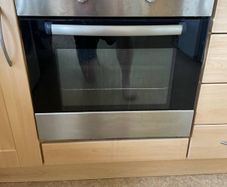 Oven in Good Working Condition