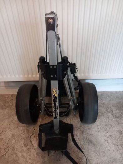 Powakaddy golf trolley
