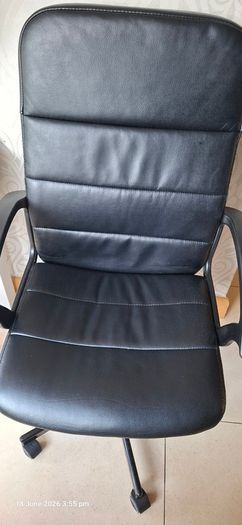 Computer chair