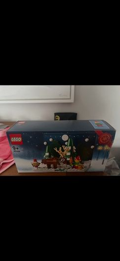 lego 10293 and 40494