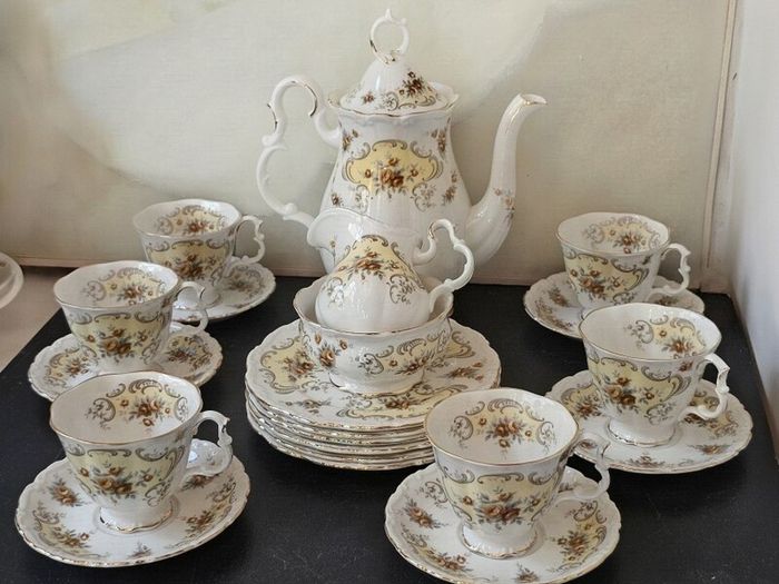 Rare Royal Albert Bone China "September Song" Coffee Pot Set