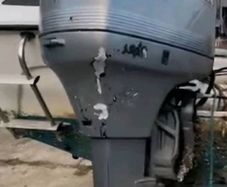 Mariner 125hp 2-Stroke Outboard 4 Parts or repair