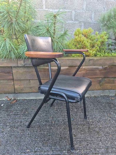 Vintage Balack Chair
