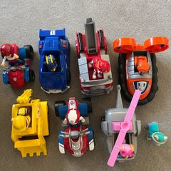Paw patrol vehicles plus tracker