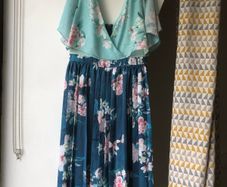 Lipsy floral pleated midi dress size 10