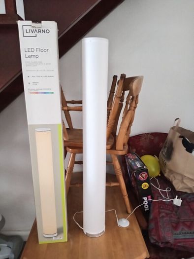 Led floor lamp