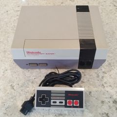 NES Nintendo Entertainment System Console