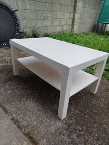 Living room coffee table