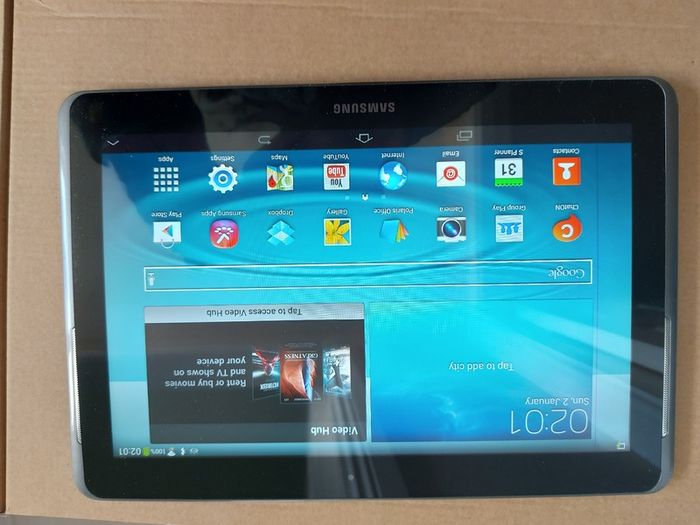 Samsung Galaxy Tab 2, Black, 16GB, Model GT-P5110, Battery is swollen but Tablet still works fine, excellent cosmetic condition otherwise