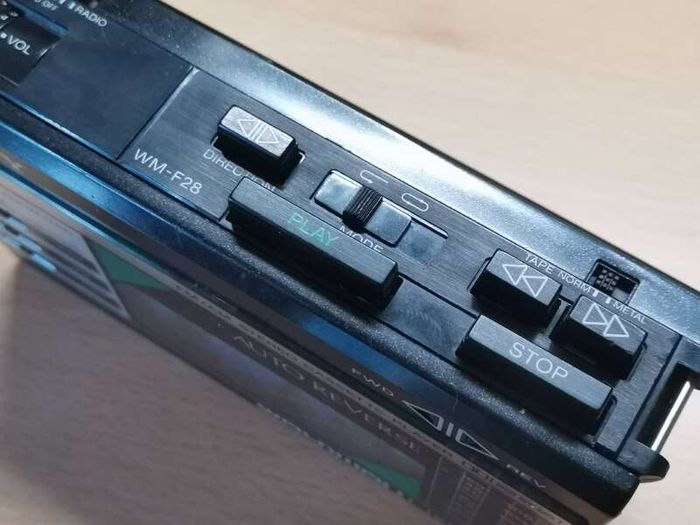 Sony WM-F28 Walkman Cassette Player