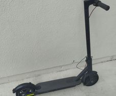 Xiaomi M365 Electric Scooter